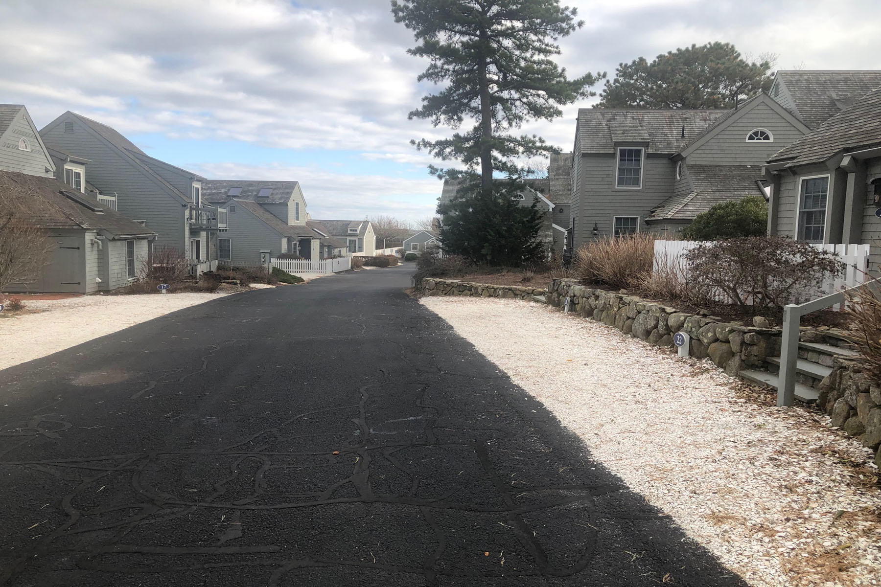 22 Hyannis Point Road Mashpee, MA 02649 - Photo 4 of 29 IMG_2971