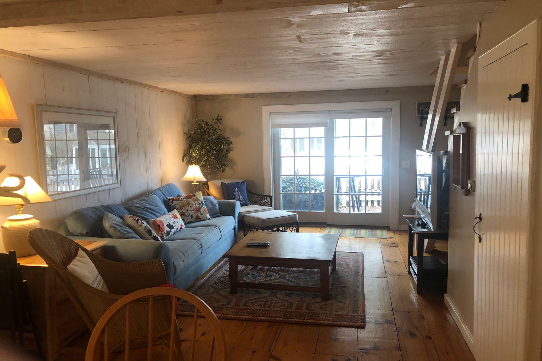 22 Hyannis Point Road Mashpee, MA 02649 - Photo 7 of 29 IMG_2993