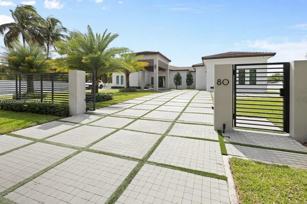 $4,400,000 | 80 Northwest 129th Avenue, Miami, FL 33182