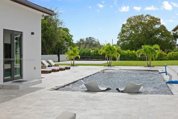$4,400,000 | 80 Northwest 129th Avenue, Miami, FL 33182