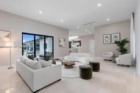 $4,400,000 | 80 Northwest 129th Avenue, Miami, FL 33182