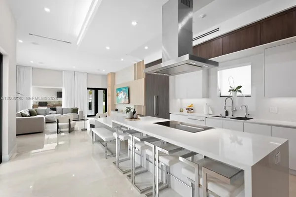 $4,400,000 | 80 Northwest 129th Avenue, Miami, FL 33182