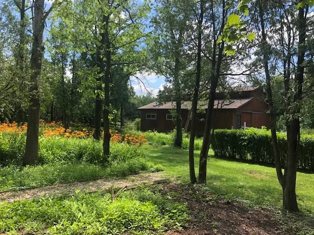 $5,795 | 14935 West Old School Road, Libertyville, IL 60048