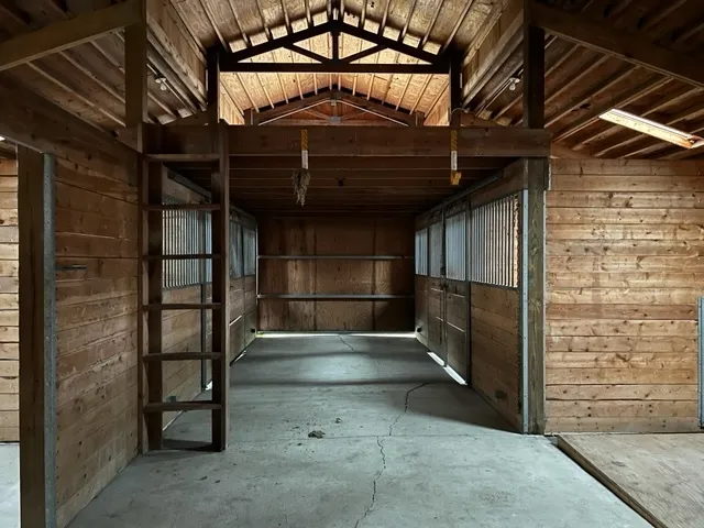 $5,795 | 14935 West Old School Road, Libertyville, IL 60048