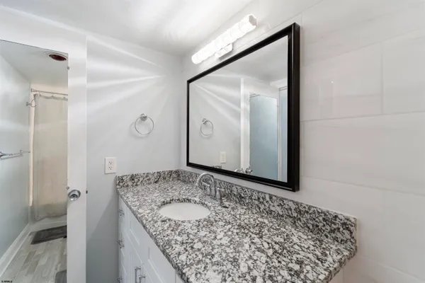 $2,500 | 101 South Plaza Place Place, Unit 1012, Jobstown, NJ 08041