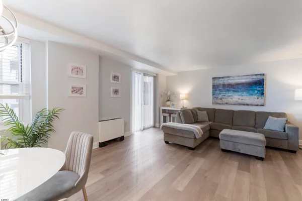 $2,500 | 101 South Plaza Place Place, Unit 1012, Jobstown, NJ 08041