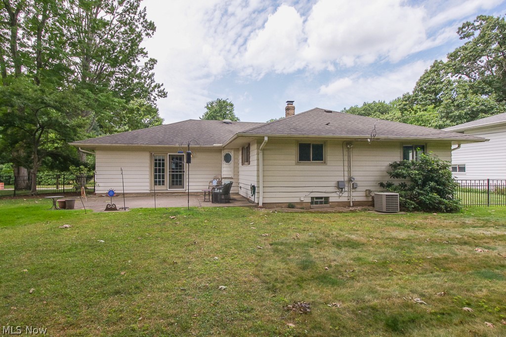 975 Roland Road Lyndhurst, OH 44124 - Photo 29 of 30