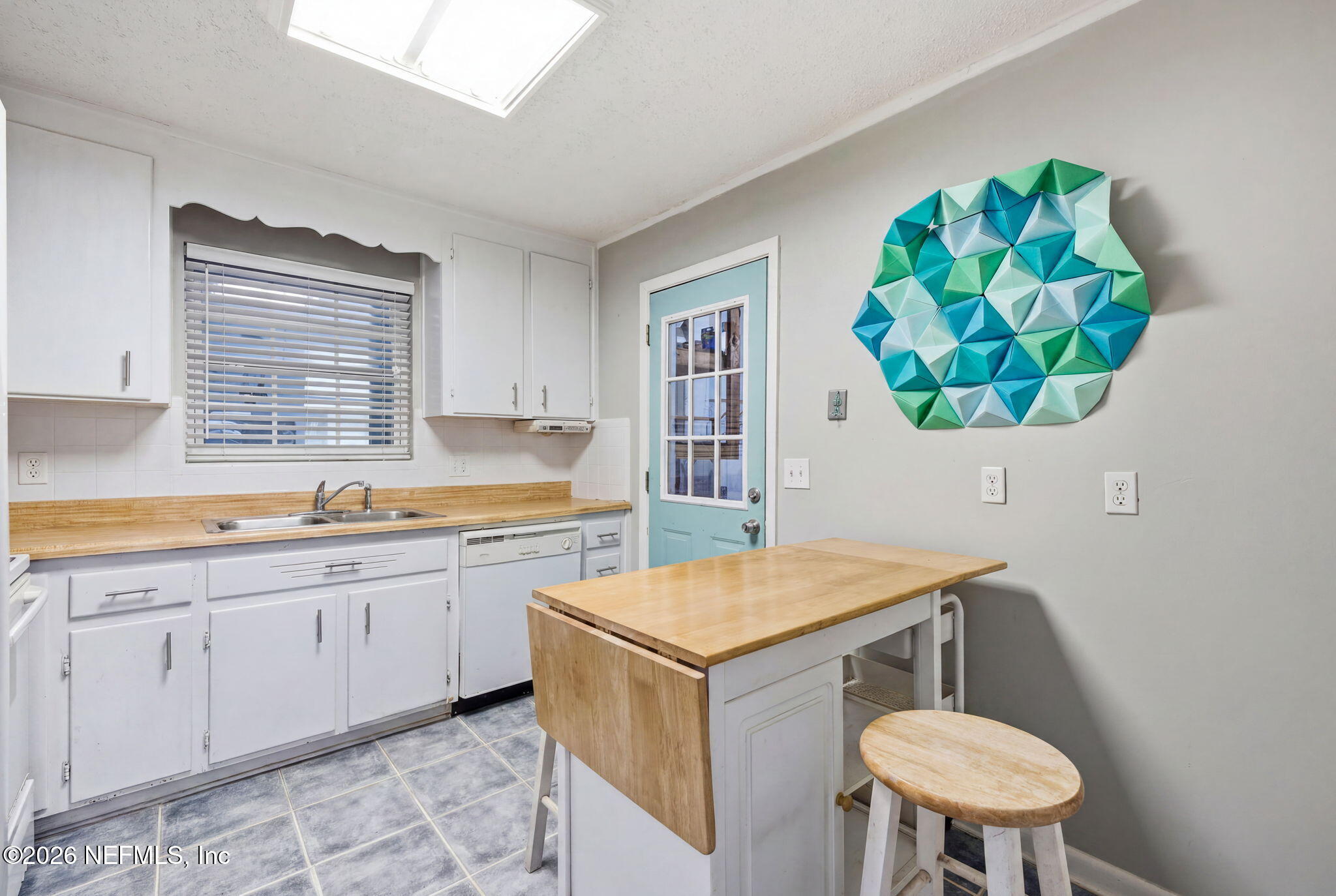 2417 Provost Road East Jacksonville, FL 32216 - Photo 13 of 50 23-web-or-mls-Kitchen