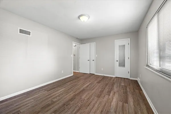 $325,000 | 8021 Holmes Road, Kansas City, MO 64131