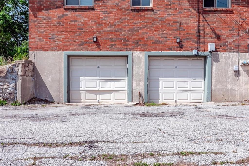 8021 Holmes Road Kansas City, MO 64131 - Photo 28 of 34