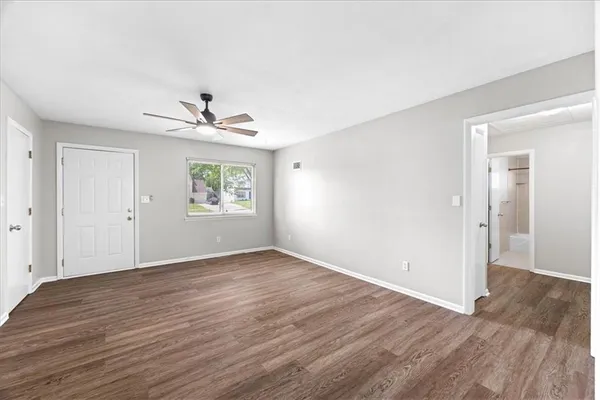 $325,000 | 8021 Holmes Road, Kansas City, MO 64131