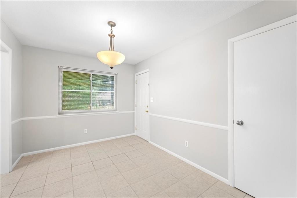 8021 Holmes Road Kansas City, MO 64131 - Photo 10 of 34