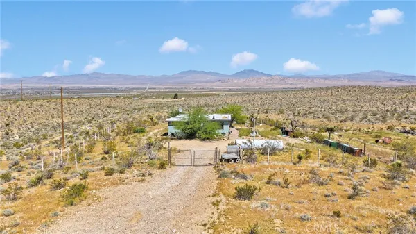 $70,000 | 6909 Camp Rock Road, Lucerne Valley, CA 92356