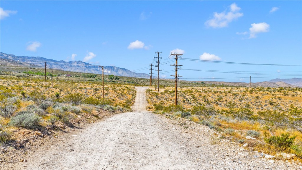6909 Camp Rock Road Lucerne Valley, CA 92356 - Photo 9 of 11 a view of a ocean view