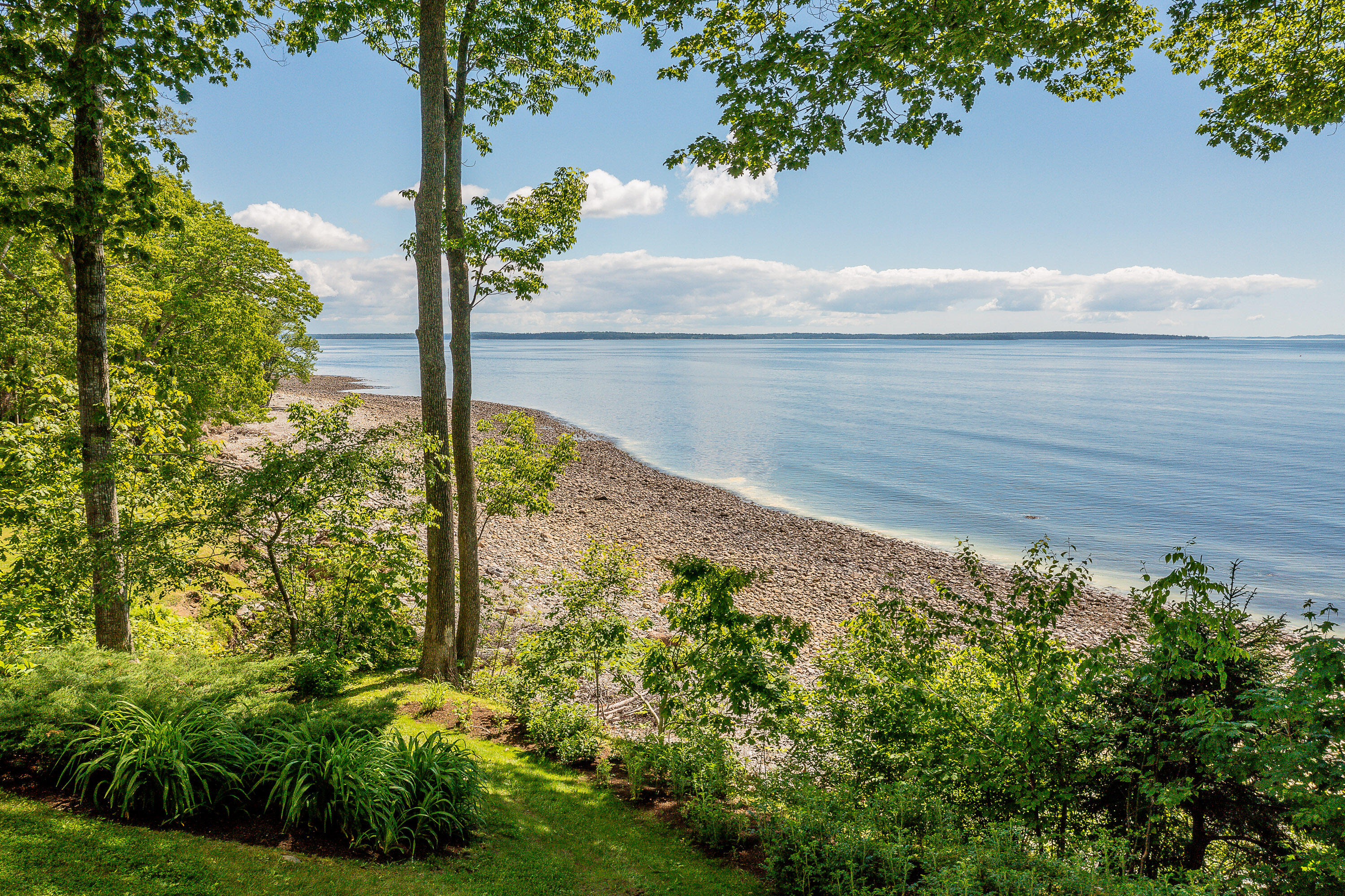 40 Spring Brook Hill Road Camden, ME 04843 - Photo 3 of 50 47_40SpringbrookHill_S_print