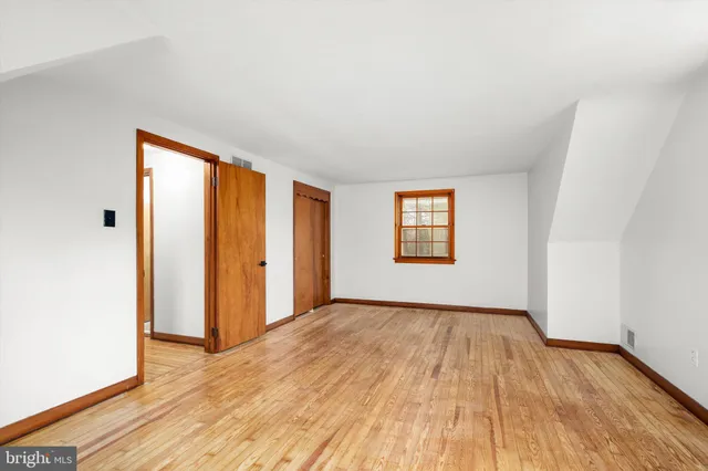 $3,350 | 265 Edinburg Road, Hamilton, NJ 08619