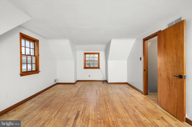 $3,350 | 265 Edinburg Road, Hamilton, NJ 08619