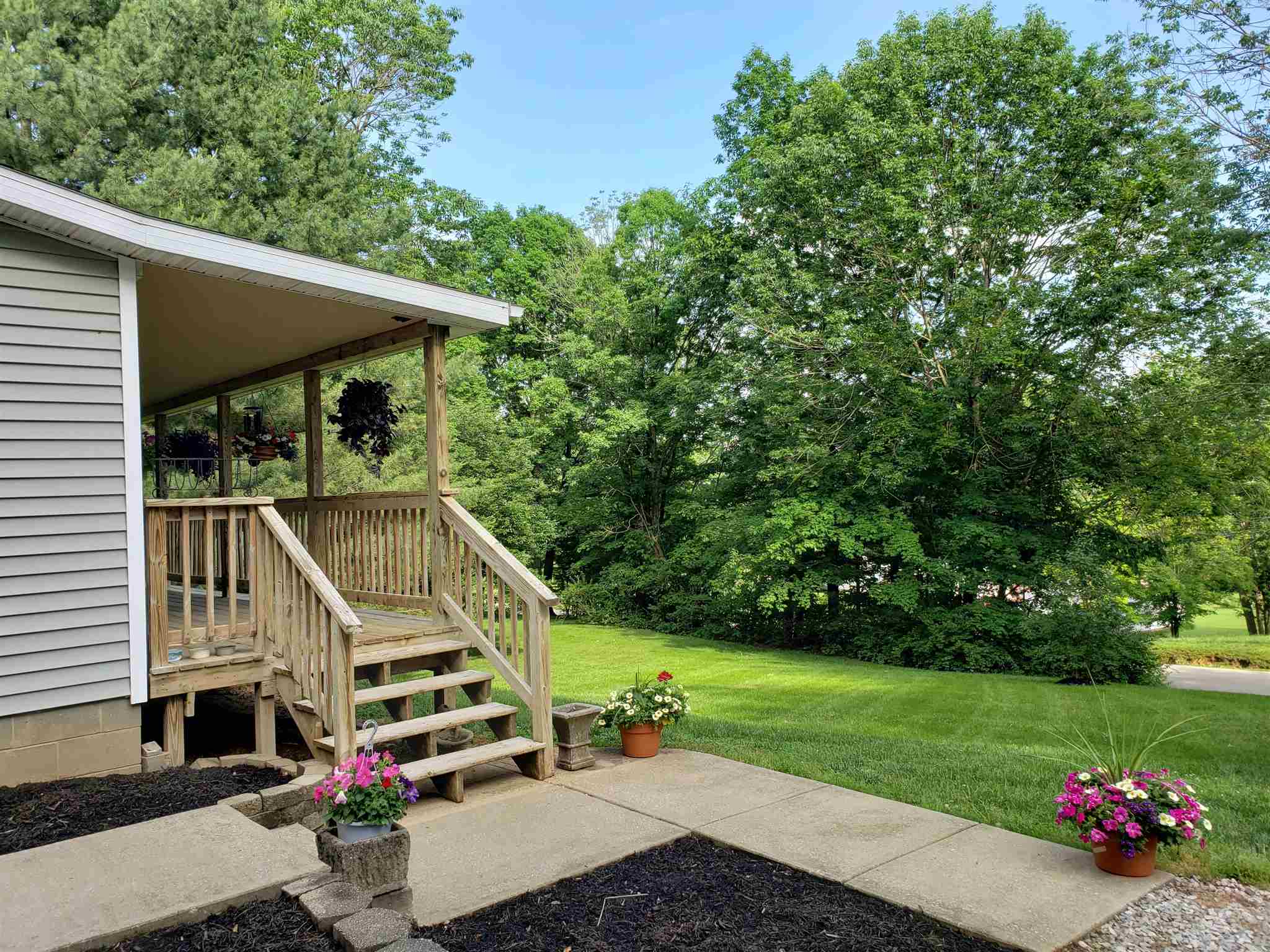 7460 West May Road Bloomington, IN 47403 - Photo 6 of 34