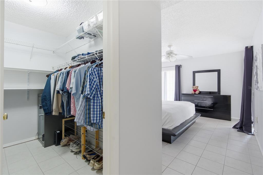 2052 Sunset Point Road, Unit 45 Clearwater, FL 33765 - Photo 10 of 29