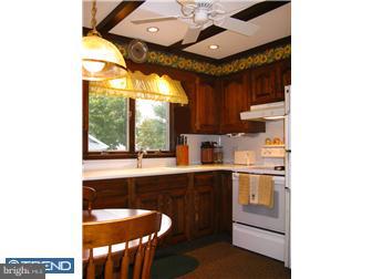 312 Nicholson Road Ridley Park, PA 19078 - Photo 5 of 12