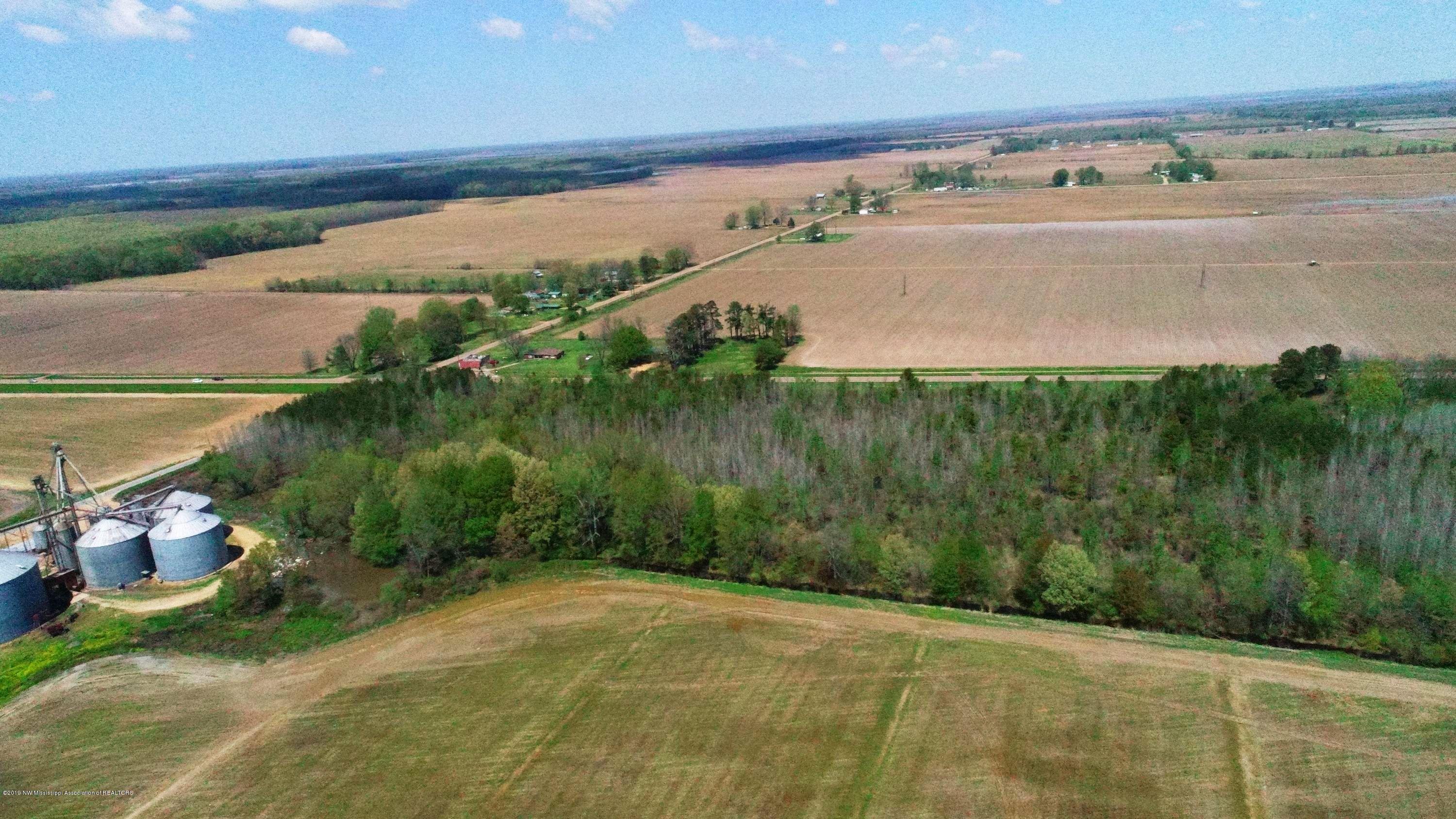 780 Locke Station Road Batesville, MS 38606 - Photo 18 of 37 10