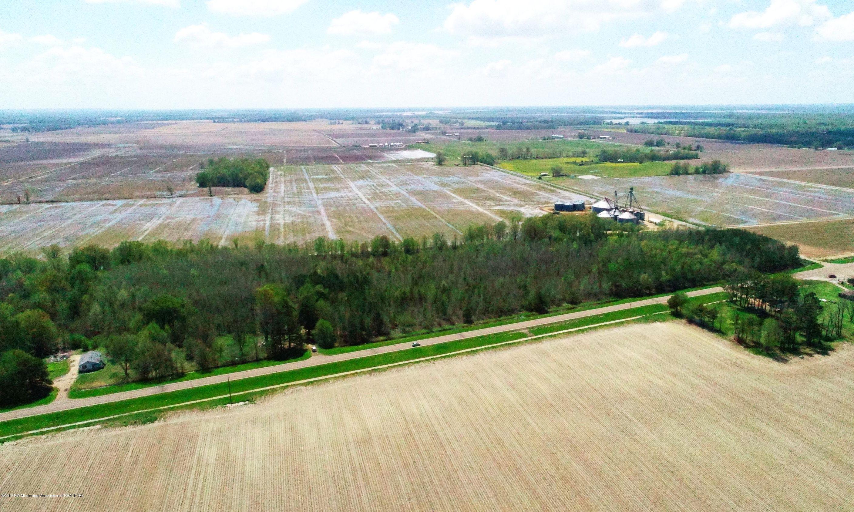 780 Locke Station Road Batesville, MS 38606 - Photo 25 of 37 20