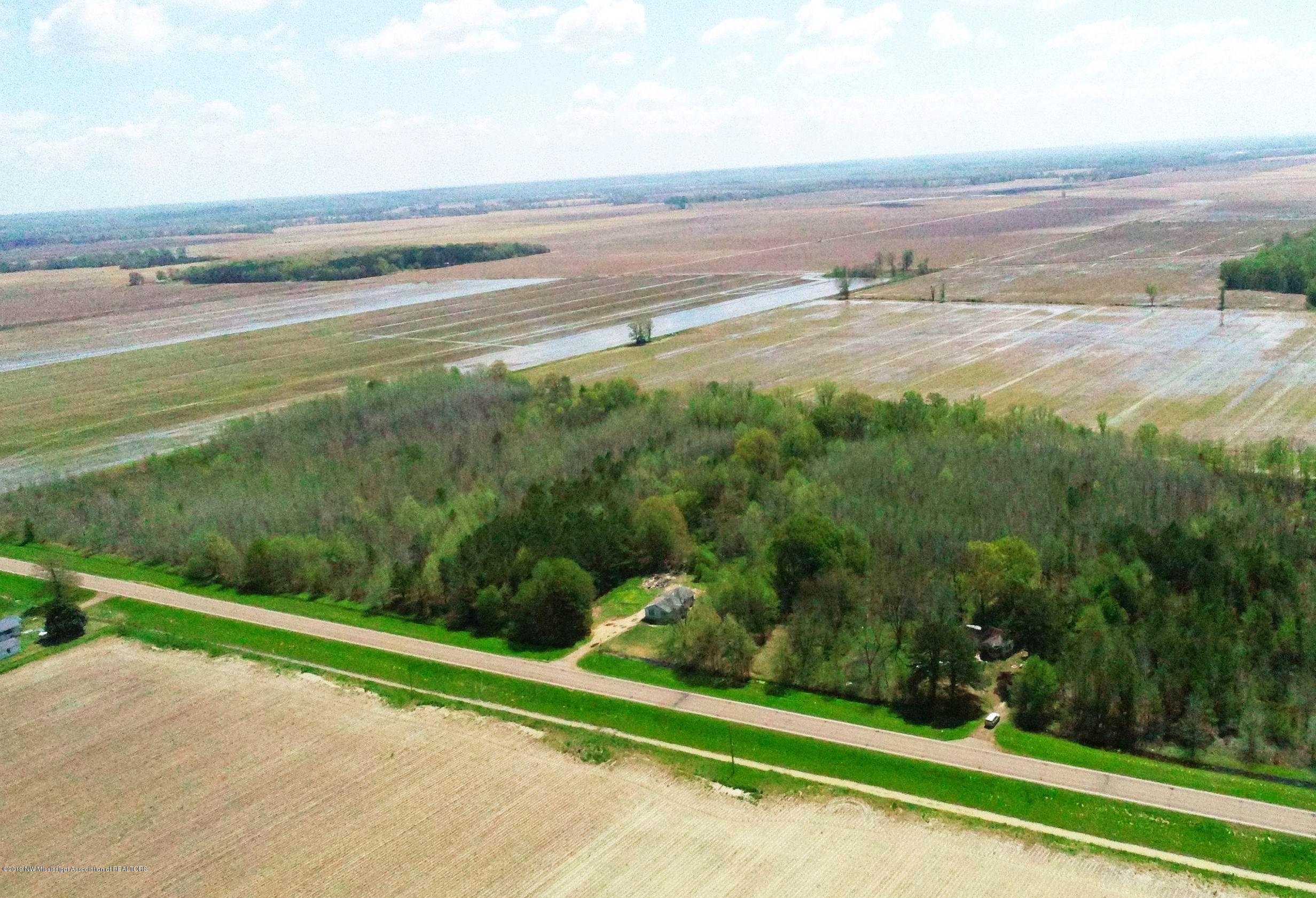 780 Locke Station Road Batesville, MS 38606 - Photo 26 of 37 23