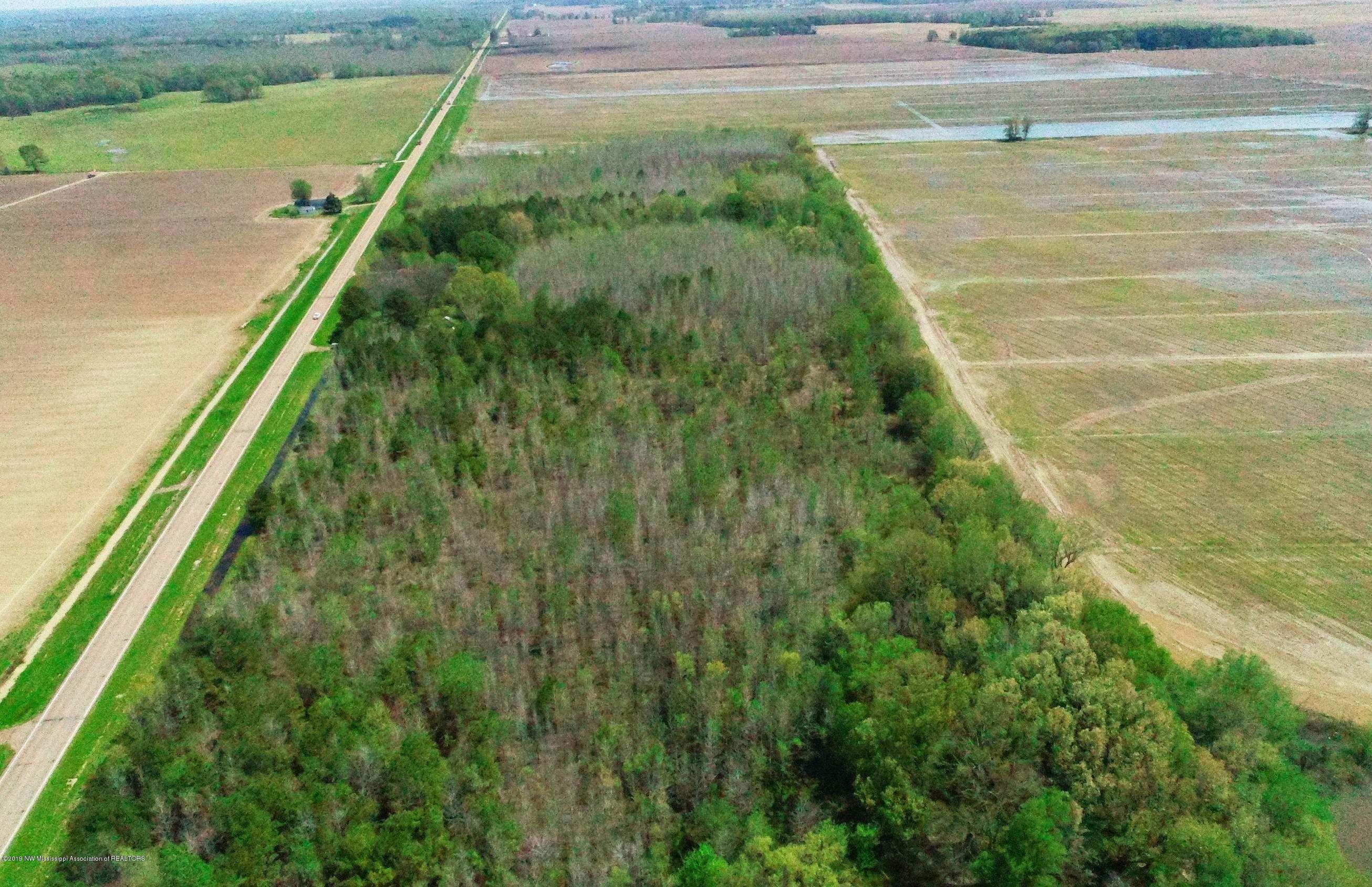 780 Locke Station Road Batesville, MS 38606 - Photo 30 of 37 28