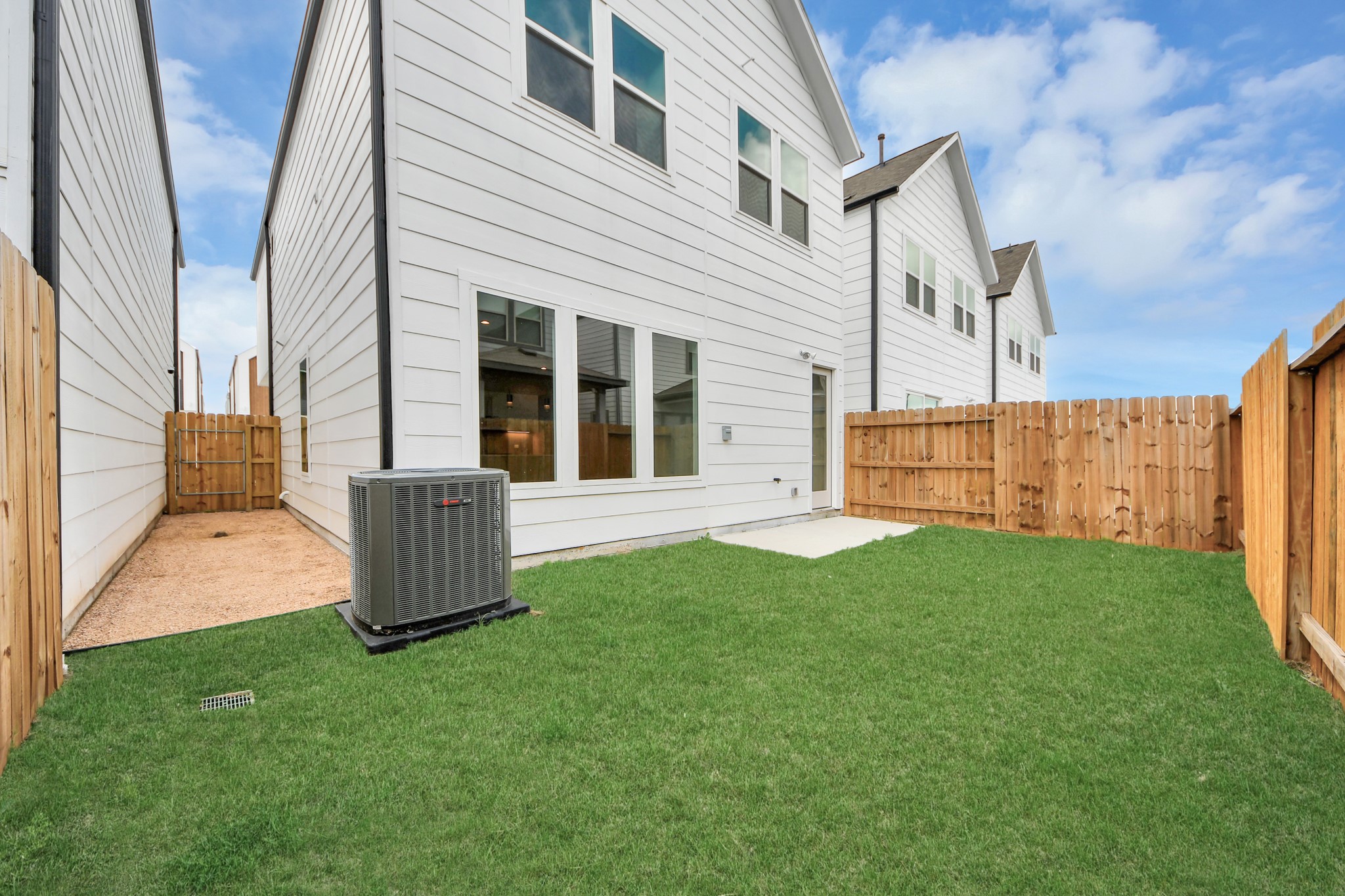 4022 Boho Lane Houston, TX 77045 - Photo 17 of 18 backyard