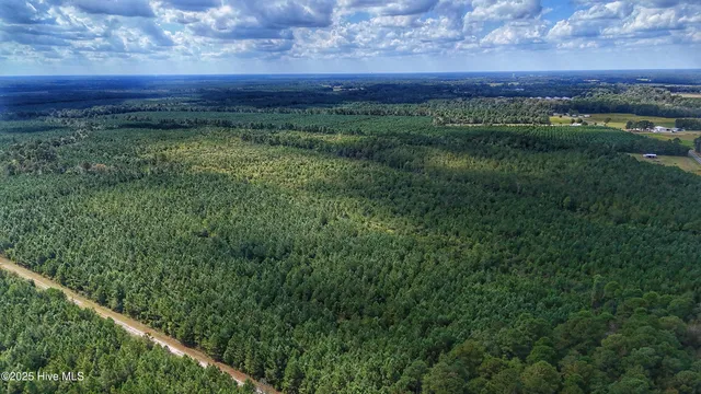 $360,000 | 949 East Pleasant Hill Road, Pink Hill, NC 28572