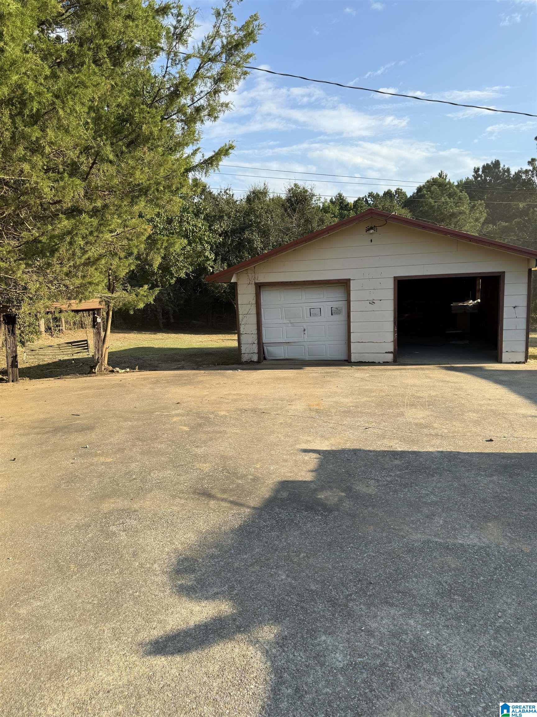 1401 Cobb Road Munford, AL 36268 - Photo 16 of 21