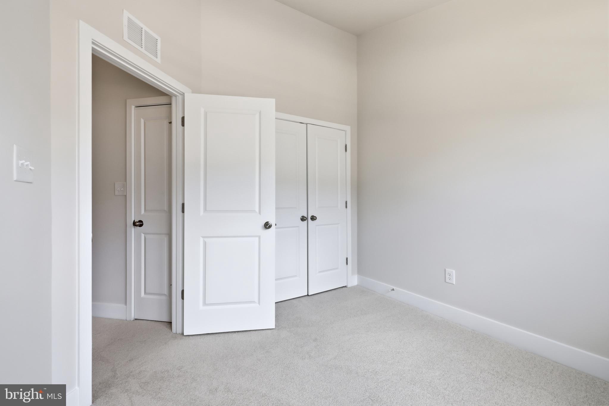 2403 Woodlands Road Baltimore, MD 21244 - Photo 35 of 63
