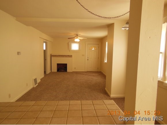 2445 South 6th Street Springfield, IL 62703 - Photo 3 of 8