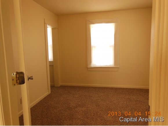 2445 South 6th Street Springfield, IL 62703 - Photo 5 of 8
