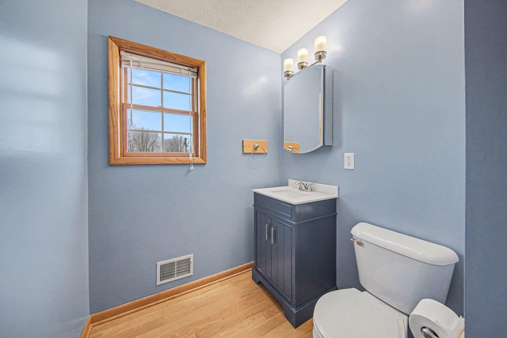 10487 Territorial Road Munith, MI 49259 - Photo 9 of 31 011_file_7929