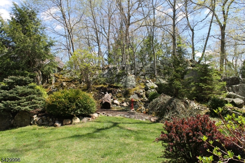 9 Cox Lane Hopatcong, NJ 07821 - Photo 40 of 50