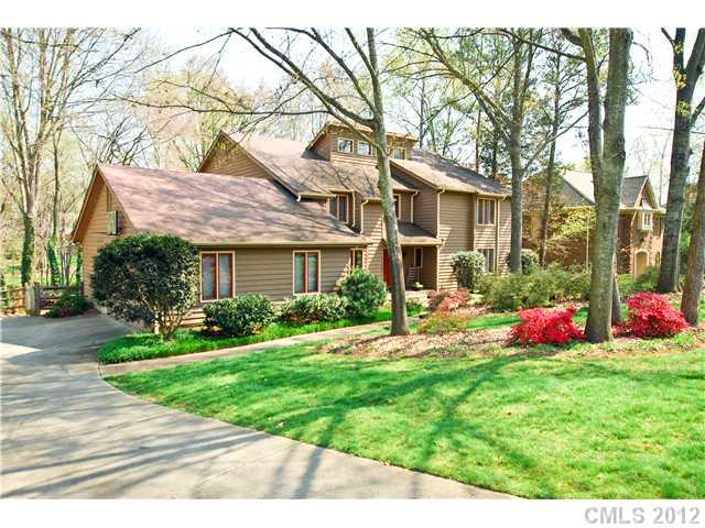 5308 Hillingdon Road Charlotte, NC 28226 - Photo 1 of 16 Gallery Image 1