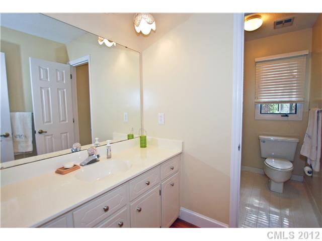 5308 Hillingdon Road Charlotte, NC 28226 - Photo 11 of 16 Gallery Image 11