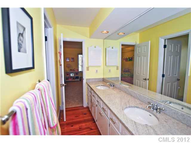 5308 Hillingdon Road Charlotte, NC 28226 - Photo 12 of 16 Gallery Image 12