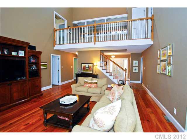 5308 Hillingdon Road Charlotte, NC 28226 - Photo 3 of 16 Gallery Image 3