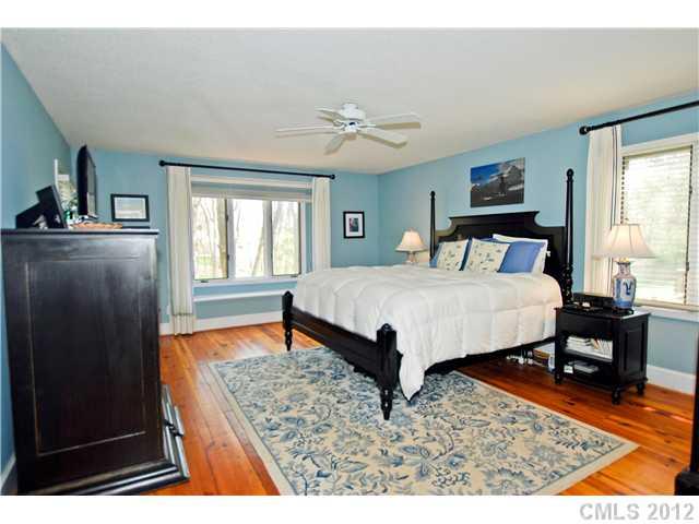 5308 Hillingdon Road Charlotte, NC 28226 - Photo 7 of 16 Gallery Image 7