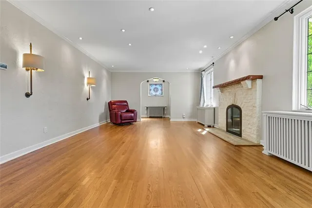 $739,900 | 211 Outlook Drive, Pittsburgh, PA 15228