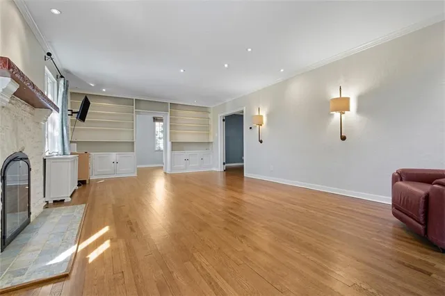 $739,900 | 211 Outlook Drive, Pittsburgh, PA 15228