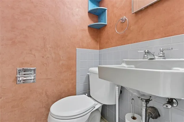 $739,900 | 211 Outlook Drive, Pittsburgh, PA 15228