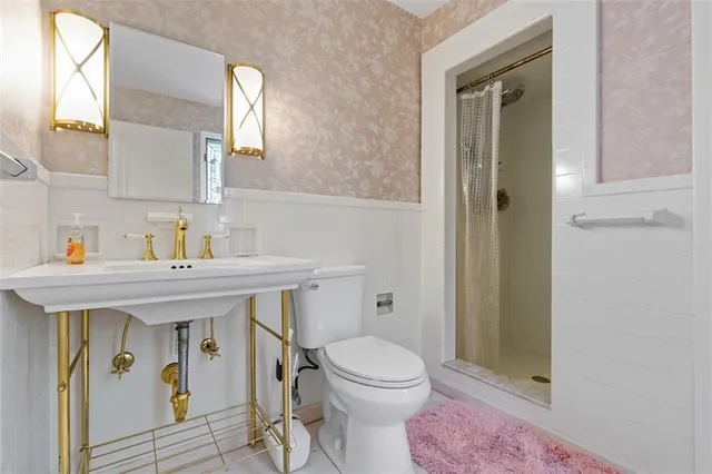 $739,900 | 211 Outlook Drive, Pittsburgh, PA 15228