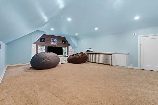 $739,900 | 211 Outlook Drive, Pittsburgh, PA 15228