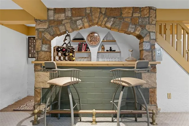 $739,900 | 211 Outlook Drive, Pittsburgh, PA 15228