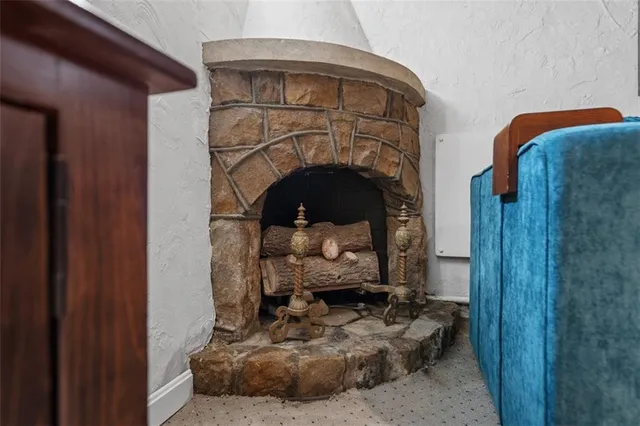 $739,900 | 211 Outlook Drive, Pittsburgh, PA 15228