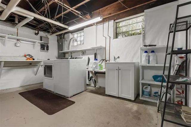 $739,900 | 211 Outlook Drive, Pittsburgh, PA 15228