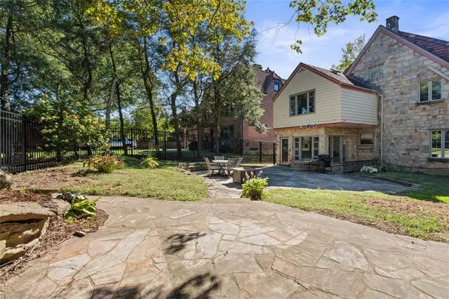 $739,900 | 211 Outlook Drive, Pittsburgh, PA 15228